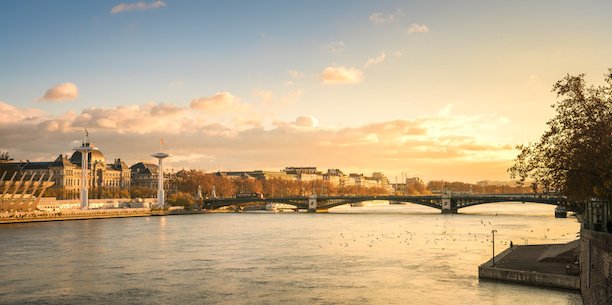 Une image de l'université de Jean Moulin et du pont de l'université à Lyon
